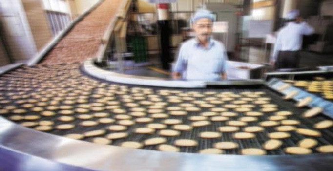 Çalıştığı bisküvi fabrikasına pisleten işçi tazminatsız kovuldu