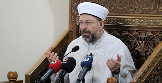 Diyanet İşleri Başkanı Erbaş, Hakkari'de Mehmetçik için dua etti