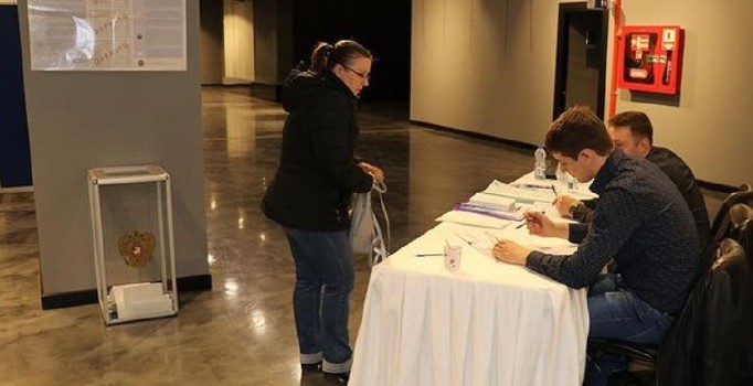 Türkiye'deki Rusya vatandaşları sandık başında