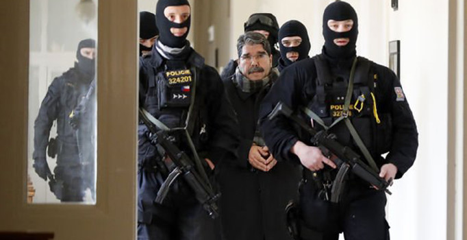 Türkiye 389 suçlunun iadesini istedi