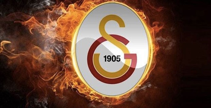 Galatasaray'a UEFA'dan duble ceza