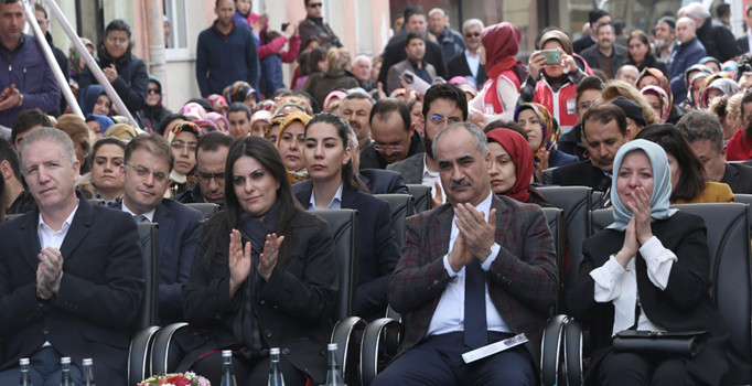 Sivas Belediyesi yaşam merkezi açtı