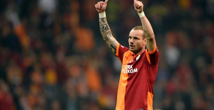 Sneijder'in menajerinden Mehmet Demirkol'a cevap