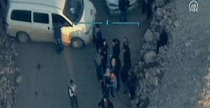 YPG'nin Afrin'de sivillerin kaçışını engelleme görüntüleri ortaya çıktı