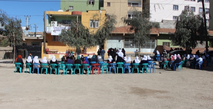 HDP'li Yüksekdağ Silopi'de '8 Mart Dünya Kadınlar Günü' etkinliğinde konuştu