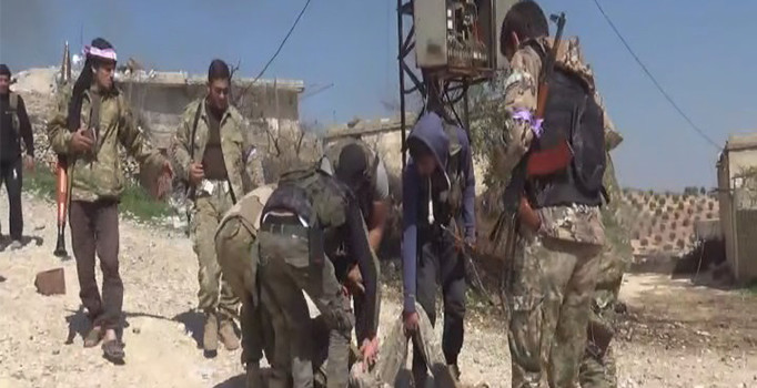 Kocakarin köyünün kurtarılma anı kameralara yansıdı