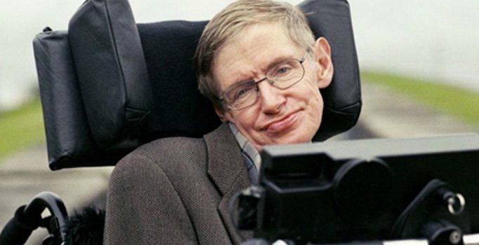 Ünlü fizikçi Stephen Hawking hayatını kaybetti