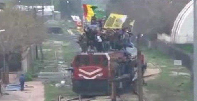 Cumhuriyet'in Sur'a gönderdiği HDP treni yolda kaldı!