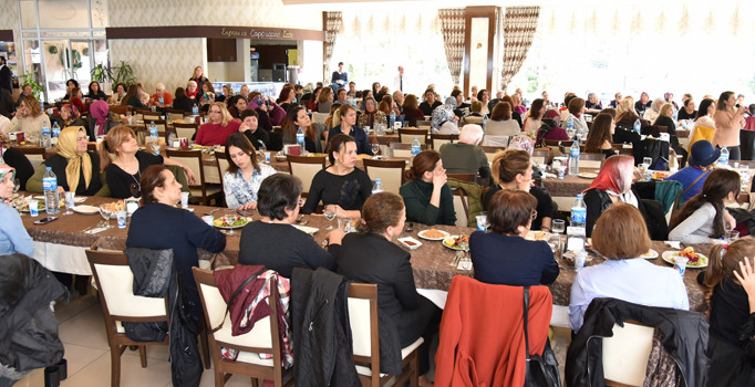 Üreten Kadın Gelişen Toplum