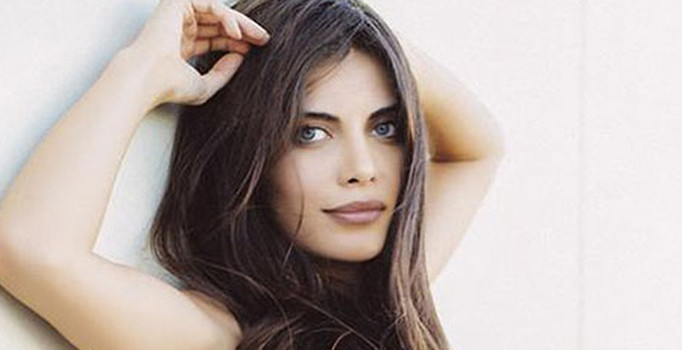 Oyuncu Ceren Hindistan hakkında şaşırtan iddia