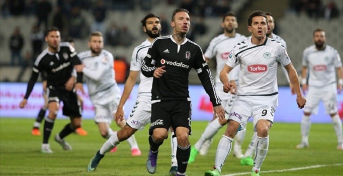 Beşiktaş, Türkiye Kupası'nda 2-1 yenildiği Konyaspor'a konuk olacak