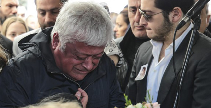 Son dakika! İran'da düşen jette hayatlarını kaybedenler son yolculuğuna uğurlanıyor