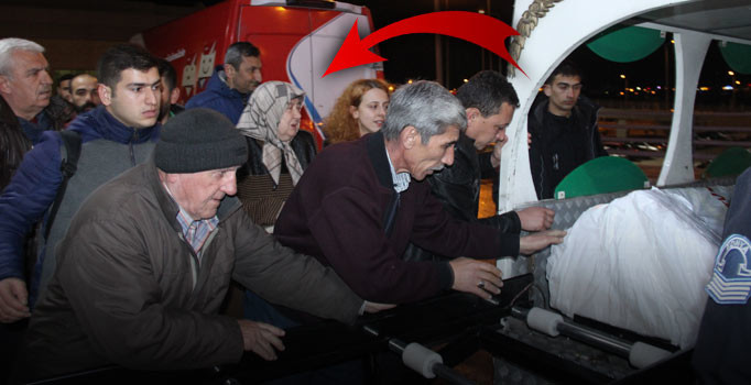 Bir annenin en zor anı: Pilot Melike Kuvvet'in cenazesi memleketi Konya'da