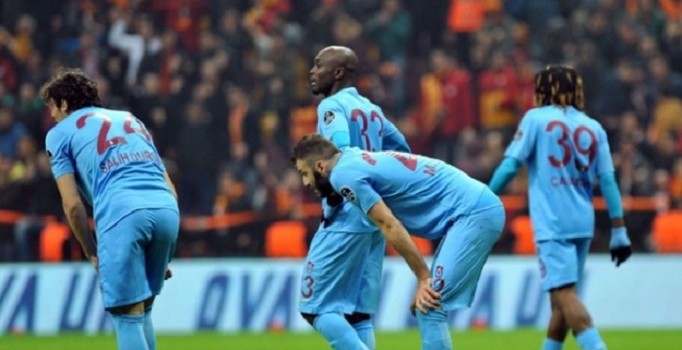 Trabzonspor Avrupa kupalarından men edildiği haberlerini yalanladı