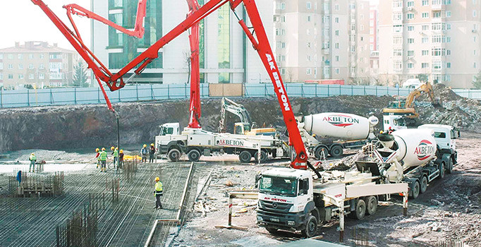 Projeler yükselmeden paraları bastık