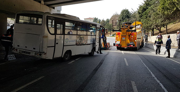 Son dakika! Yeşilköy'de kaza: Yol trafiğe kapandı