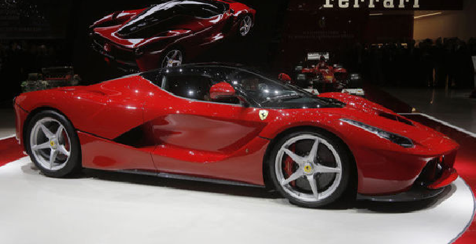 Türkiye'de satılacak Ferrari kalmadı