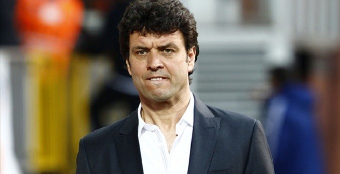 Cihat Arslan'dan Galatasaray'a dördüncü hoca göndermesi