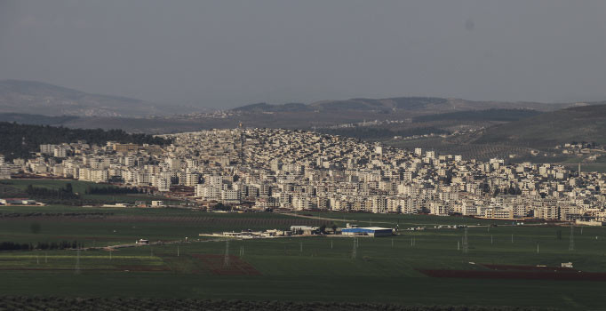 Son dakika: Afrin Harekatı'nda zafer... TSK ilçeye girdi, bayrak çekildi | Afrin'de son durum