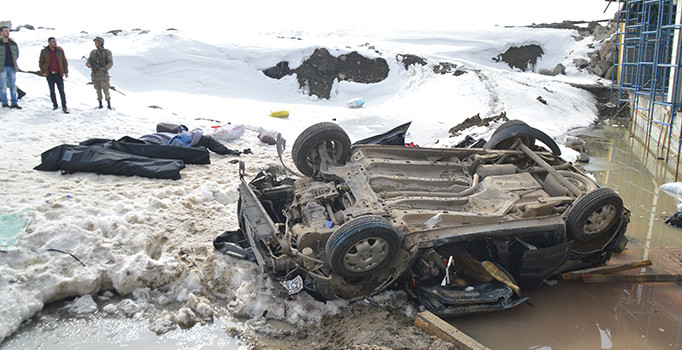 Ağrı Eleşkirt'te trafik kazası: 3 kardeş hayatını kaybetti
