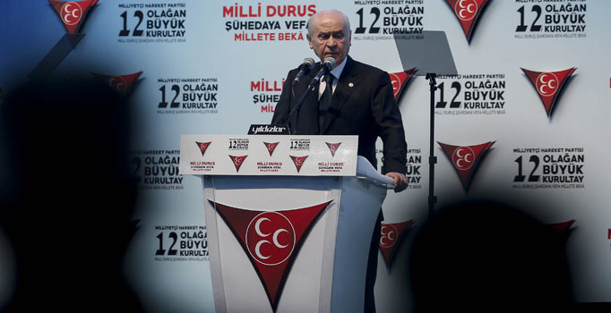 Son dakika! Devlet Bahçeli, MHP Genel Başkanlığına yeniden seçildi