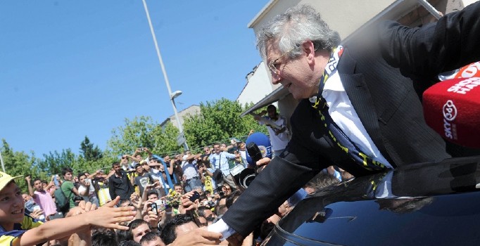 Fenerbahçe'den Zaman Gazetesi'ne kayyum atanmasının ardından şike kumpası açıklaması geldi