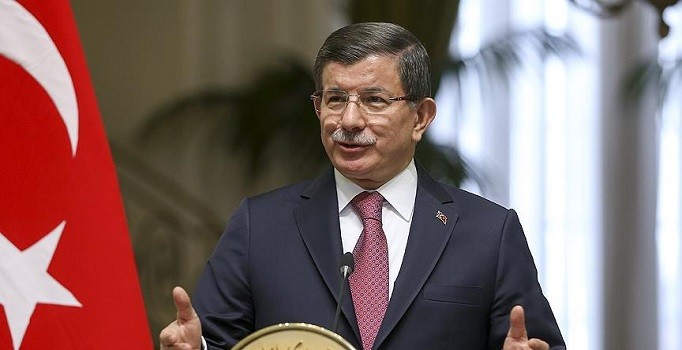 Davutoğlu Türkiye İran İş Forumu'nda konuştu