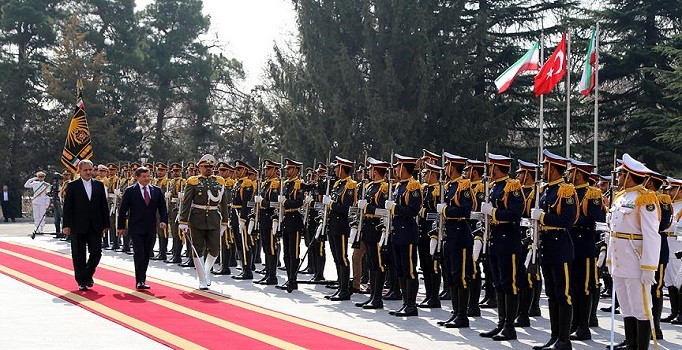 Başbakan Ahmet Davutoğlu İran'da