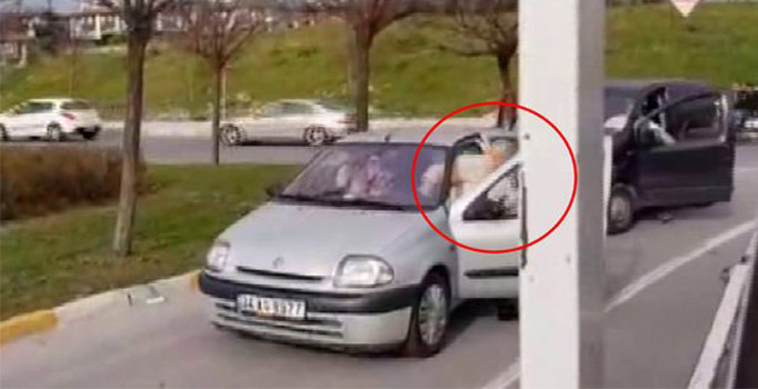 Başakşehir'de sürücüler bijon anahtarlı kavga etti