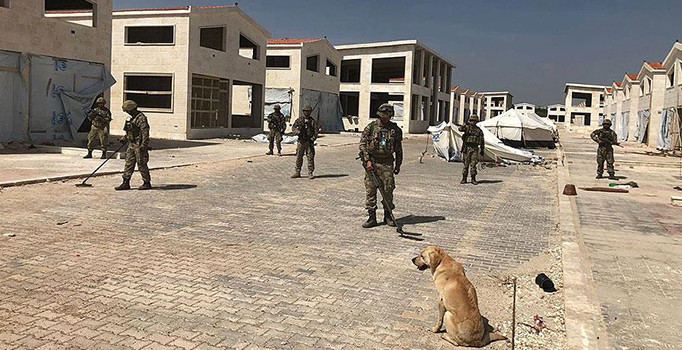 Son dakika! Dışişleri Bakanı Çavuşoğlu'ndan Afrin açıklaması