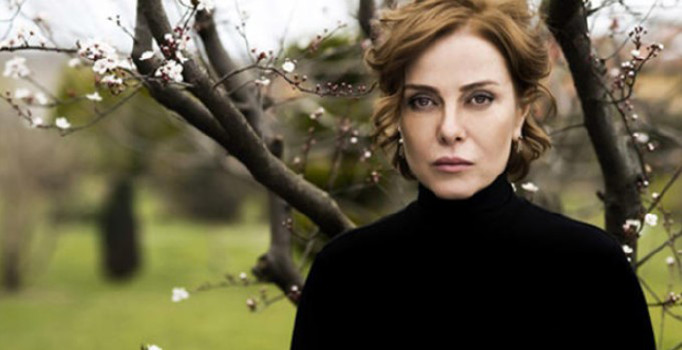 Son dakika! Zuhal Olcay'a Cumhurbaşkanı'na hakaretten hapis cezası