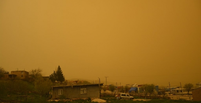 Bolu, Karabük, Bartın ve Düzce'de toz taşınımı vatandaşlara zor anlar yaşattı!