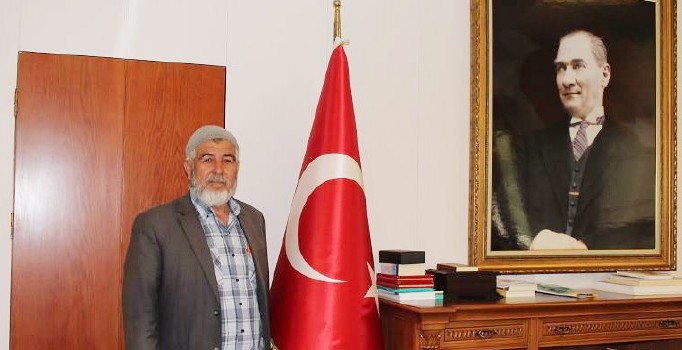 Şehit dayısı 1 aylık emekli maaşını Mehmetçiğe bağışladı