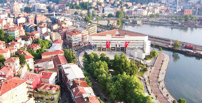 Vatandaşın gelecek kaygısı tüketimi kıstı