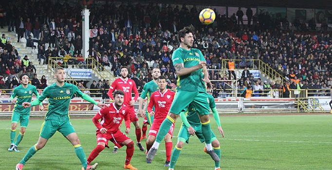 Boluspor-Fenerbahçe maçında atak tartışması