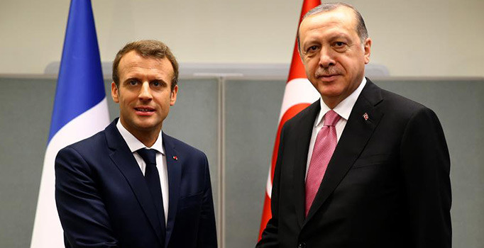 Son dakika! Cumhurbaşkanı Erdoğan Macron ile görüştü
