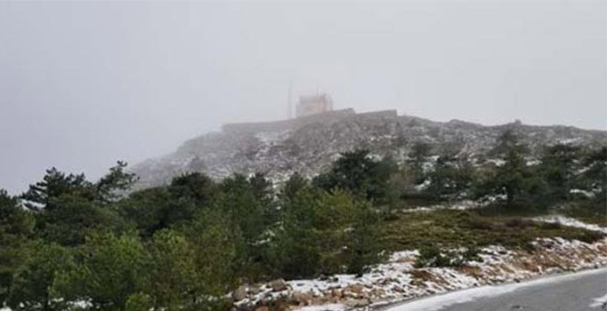 Manisa'ya mart karı yağdı