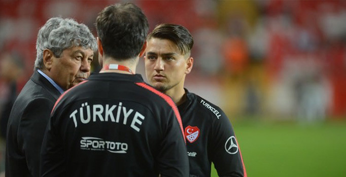 Cengiz Ünder'den iyi haber! Takımla antrenmana çıktı