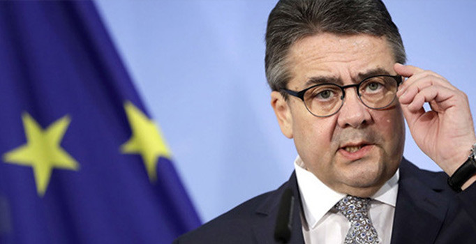 Eski Alman Bakan'dan Afrin yorumu: ABD'ye bir mesajdır'