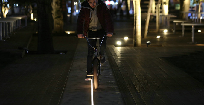 Hamamyolu özel ışıklandırması ile büyülüyor