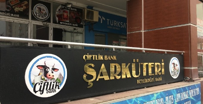 Çiftlik Bank şubesini soydular