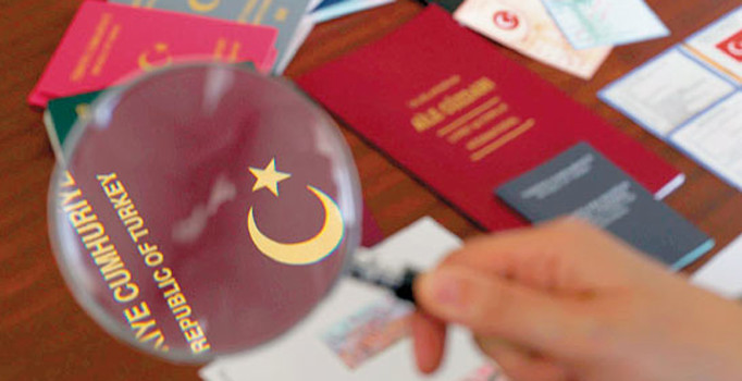 Yeni pasaportların test baskıları başladı