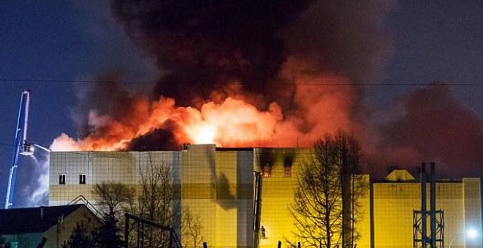 Rusya'da AVM'deki yangın faciası: 64 ölü, kayıplar var