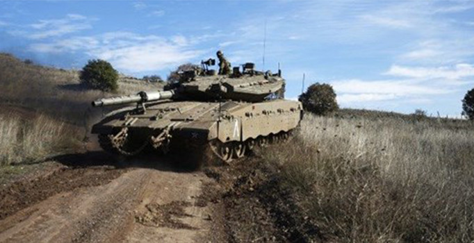 İsrail ordusu Gazze'yi bombaladı