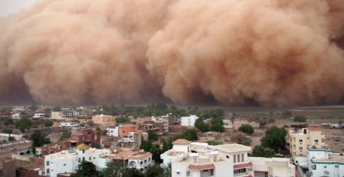 Sudan'da kum fırtınası