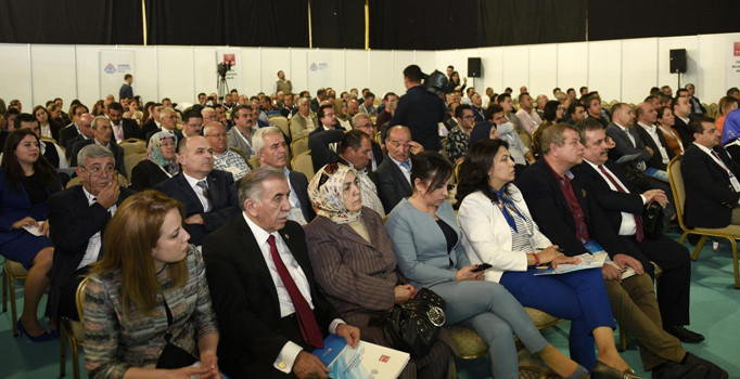 Fuar dostluk köprüsü kuruyor