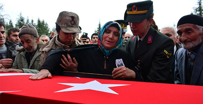 Afrin şehidi son yolculuğuna uğurlandı