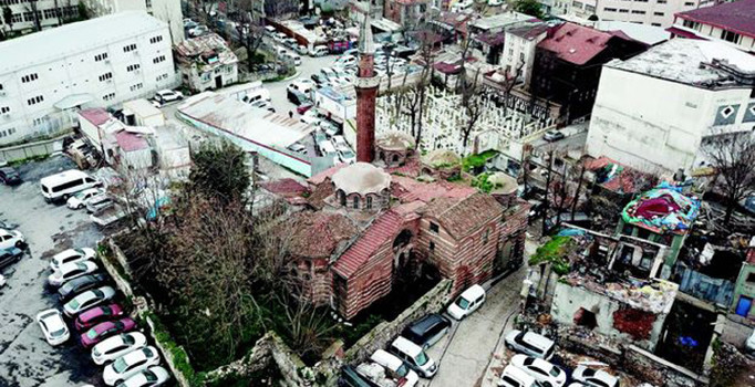Süleymaniye'de bulunan 800 yıllık mabede restorasyon
