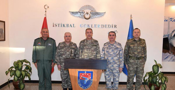 Akar, Malatya'da birlikleri denetledi