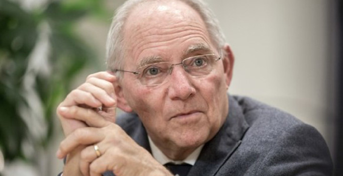 Alman Meclis Başkanı Schaeuble: İslam Almanya'nın parçası